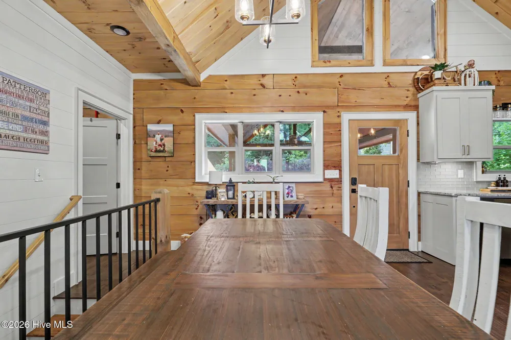 240 Pink Pig Lane Cherry Log, GA 30522