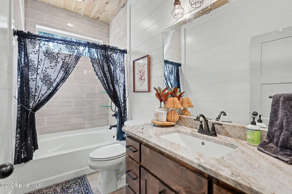 240 Pink Pig Lane Cherry Log, GA 30522