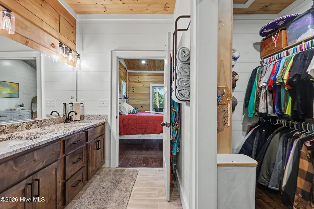 240 Pink Pig Lane Cherry Log, GA 30522