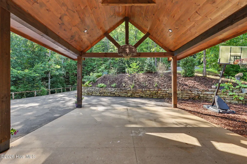 240 Pink Pig Lane Cherry Log, GA 30522