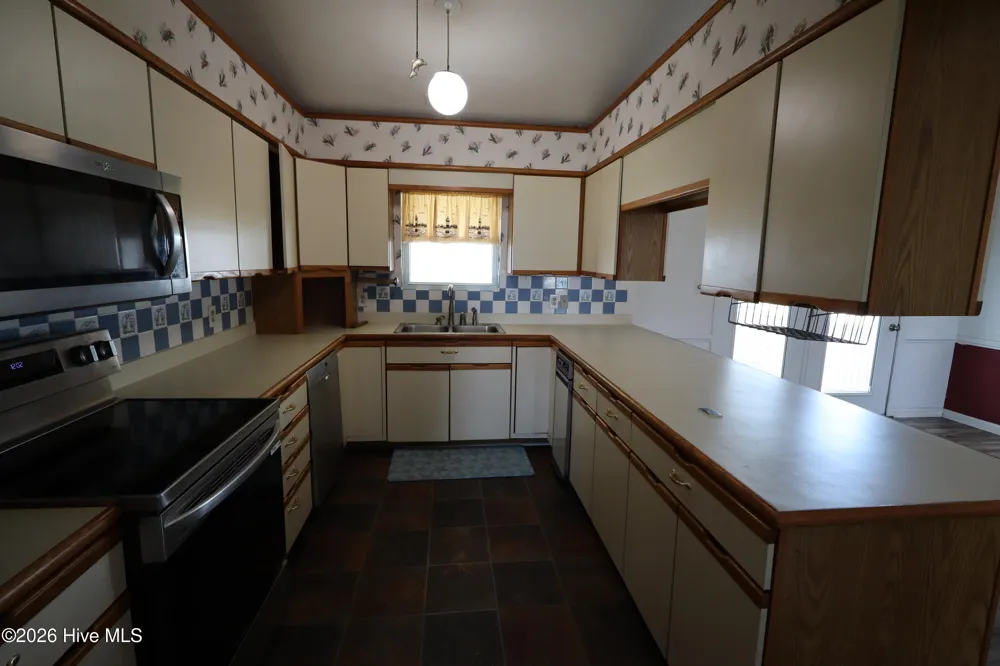 2306 Ocean Drive Emerald Isle, NC 28594