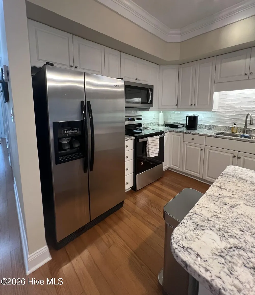 300 Lighthouse Lane #3 B1 Cedar Point, NC 28584