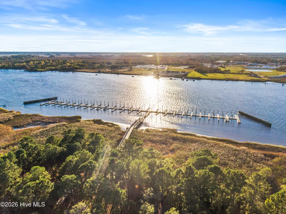 1717 Herons View Drive Wilmington, NC 28401