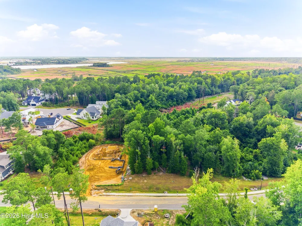 1717 Herons View Drive Wilmington, NC 28401