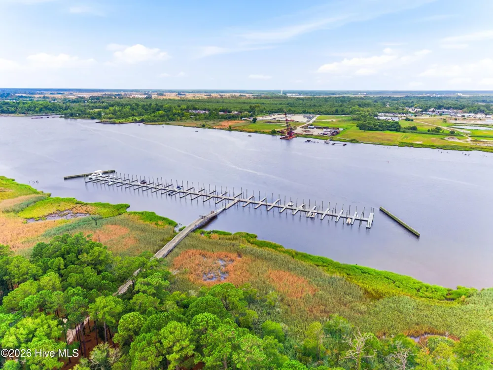 1717 Herons View Drive Wilmington, NC 28401