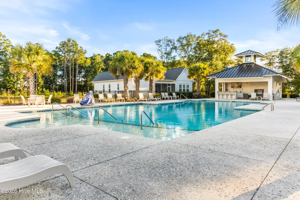 1717 Herons View Drive Wilmington, NC 28401