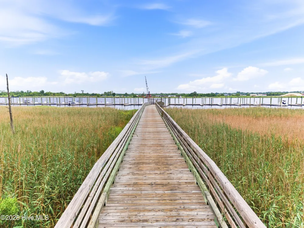 1717 Herons View Drive Wilmington, NC 28401