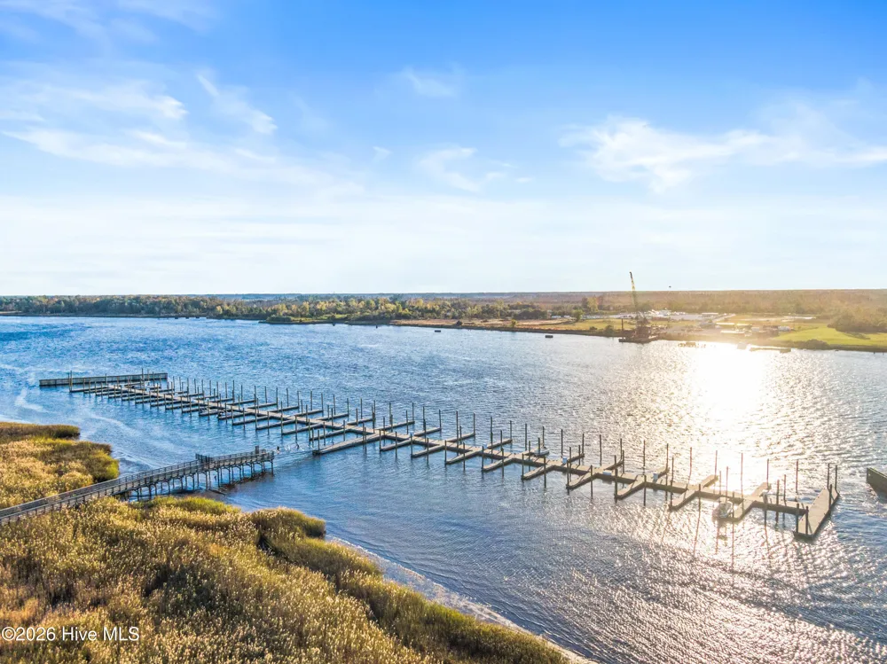 1717 Herons View Drive Wilmington, NC 28401