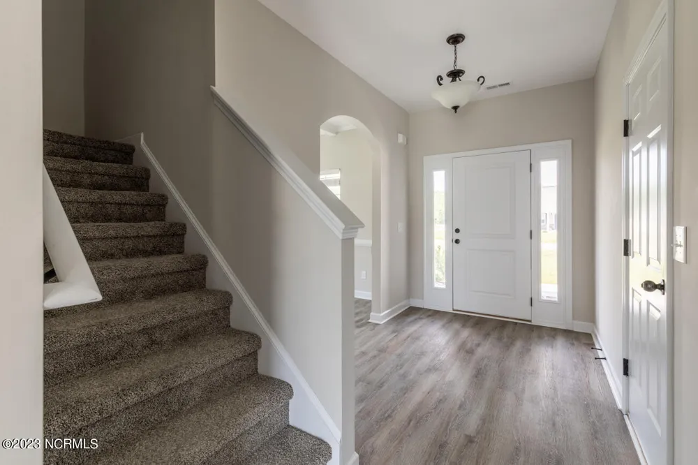 300 Waylon Way Holly Ridge, NC 28445