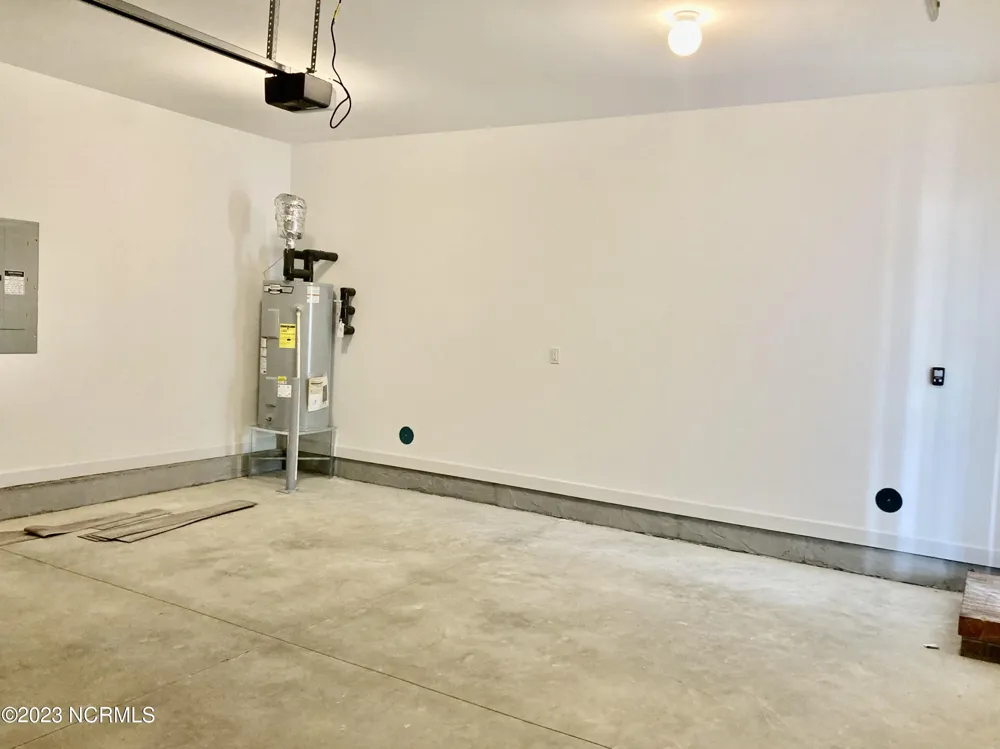 300 Waylon Way Holly Ridge, NC 28445