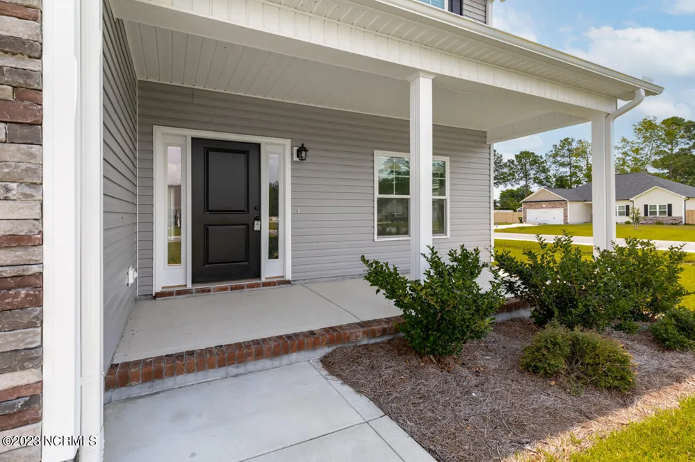 300 Waylon Way Holly Ridge, NC 28445