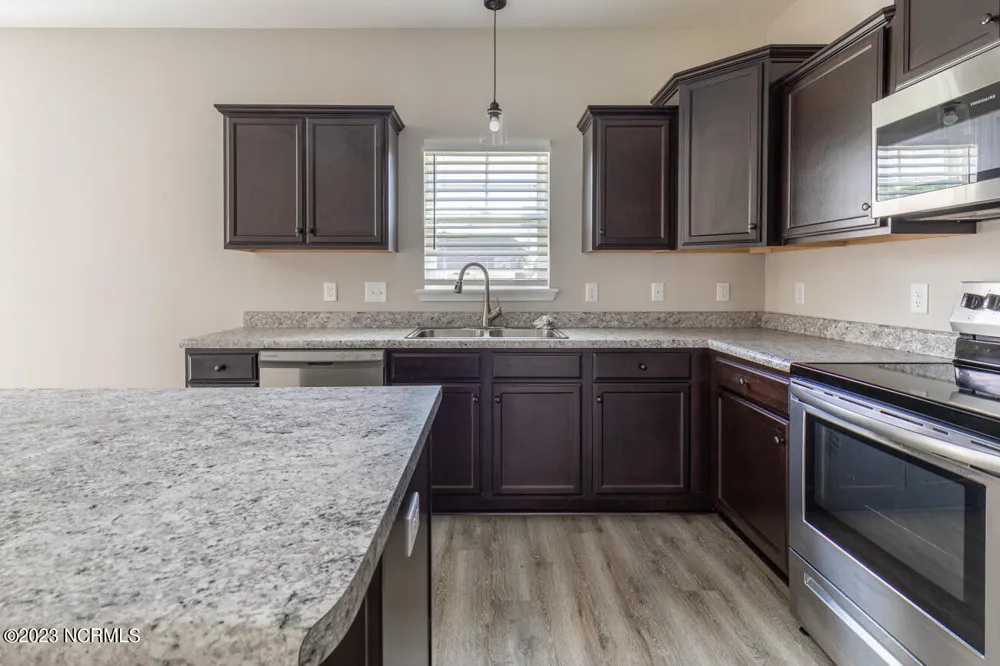 300 Waylon Way Holly Ridge, NC 28445