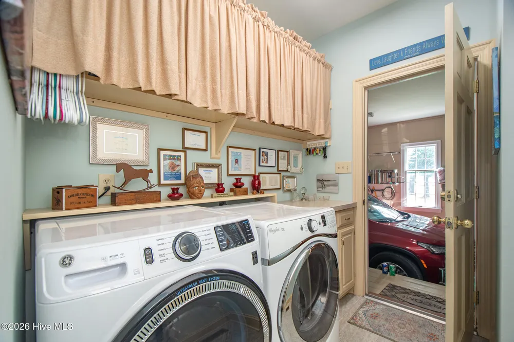 2437 Highway 70 Beaufort, NC 28516