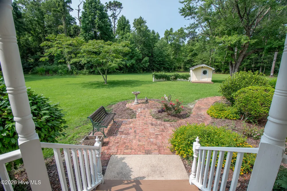 2437 Highway 70 Beaufort, NC 28516