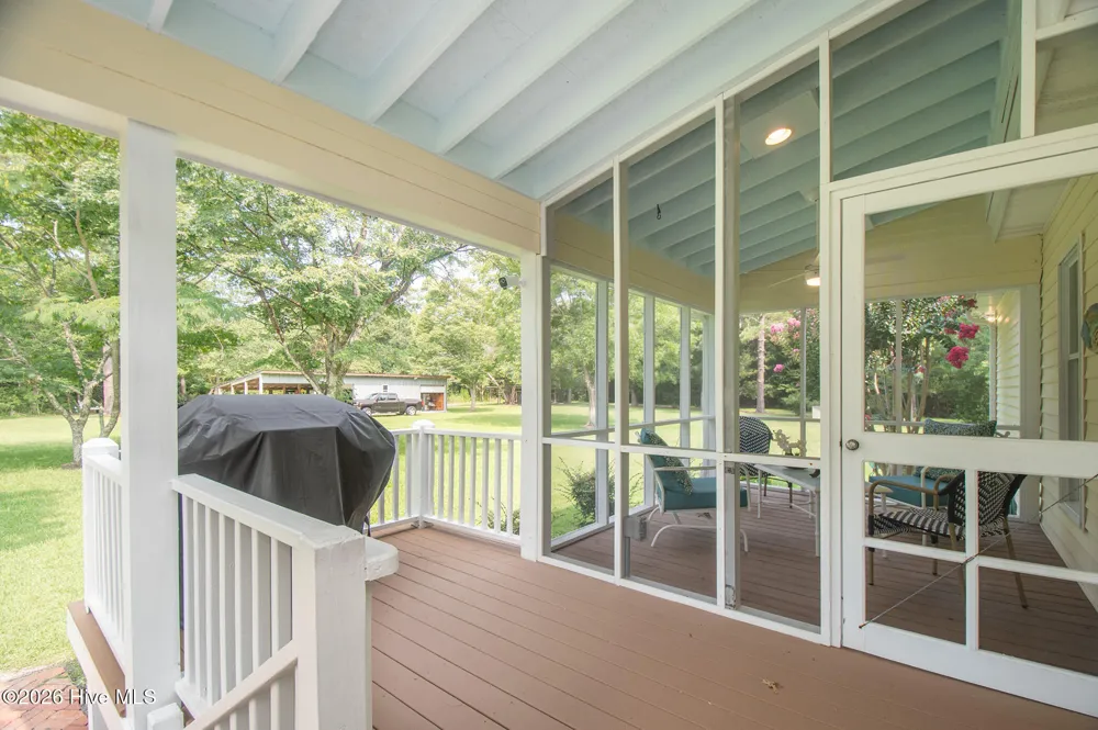 2437 Highway 70 Beaufort, NC 28516