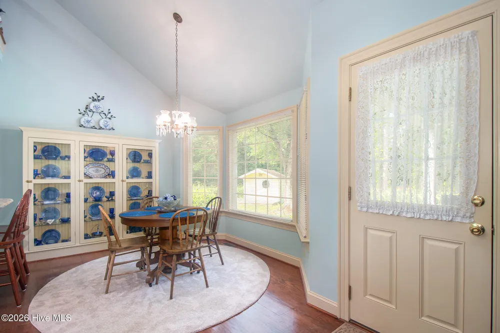 2437 Highway 70 Beaufort, NC 28516