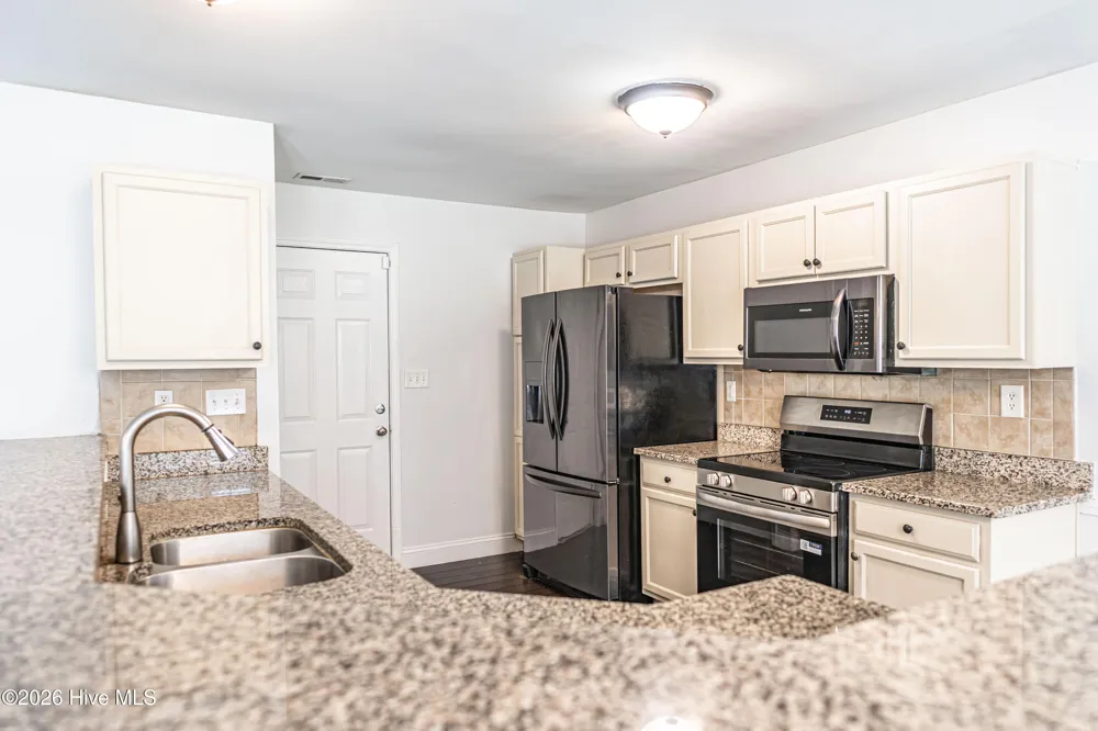 112 Holly Oak Circle Bunnlevel, NC 28323