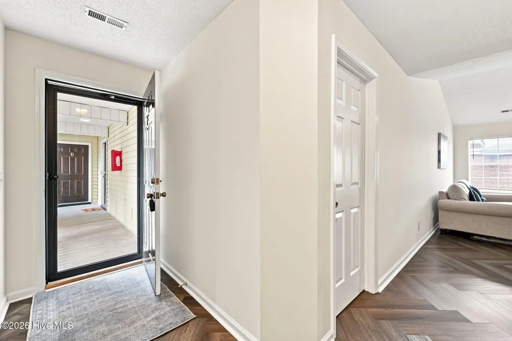 3006 Mulberry Lane #F Greenville, NC 27858