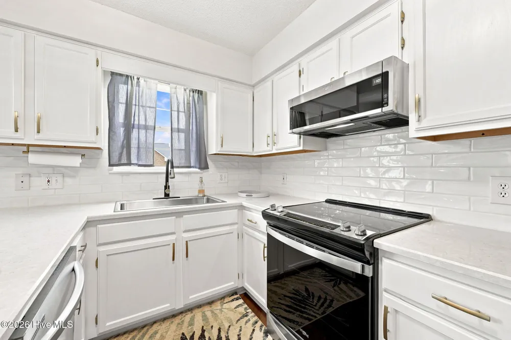 3006 Mulberry Lane #F Greenville, NC 27858