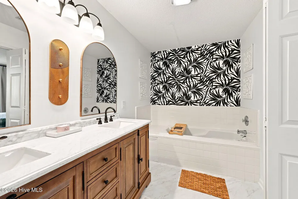 3006 Mulberry Lane #F Greenville, NC 27858