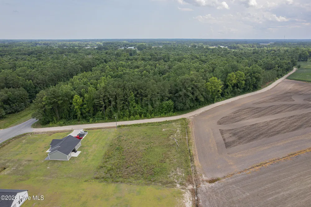 1770 Old Chinquapin Road Beulaville, NC 28518