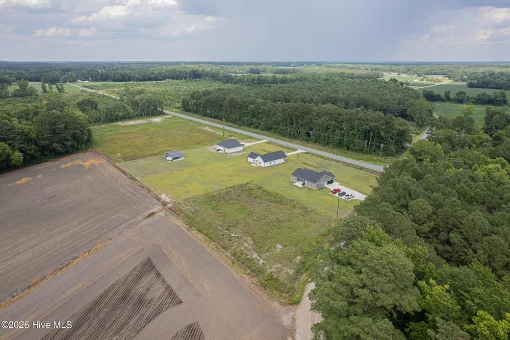 1770 Old Chinquapin Road Beulaville, NC 28518