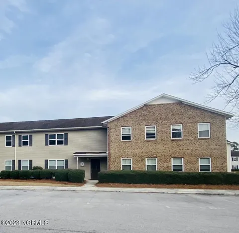 208 Cordell Circle