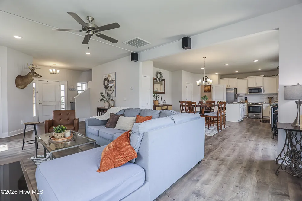 761 Greenwich Place Richlands, NC 28574