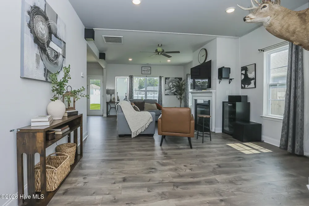 761 Greenwich Place Richlands, NC 28574