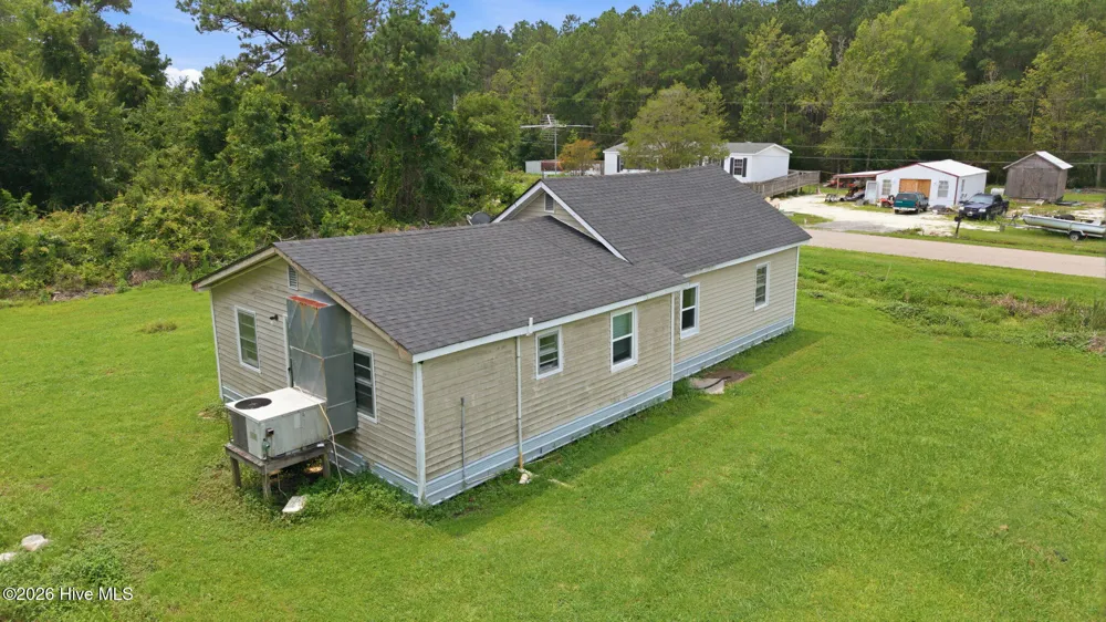 800 Goat Neck Road Columbia, NC 27925