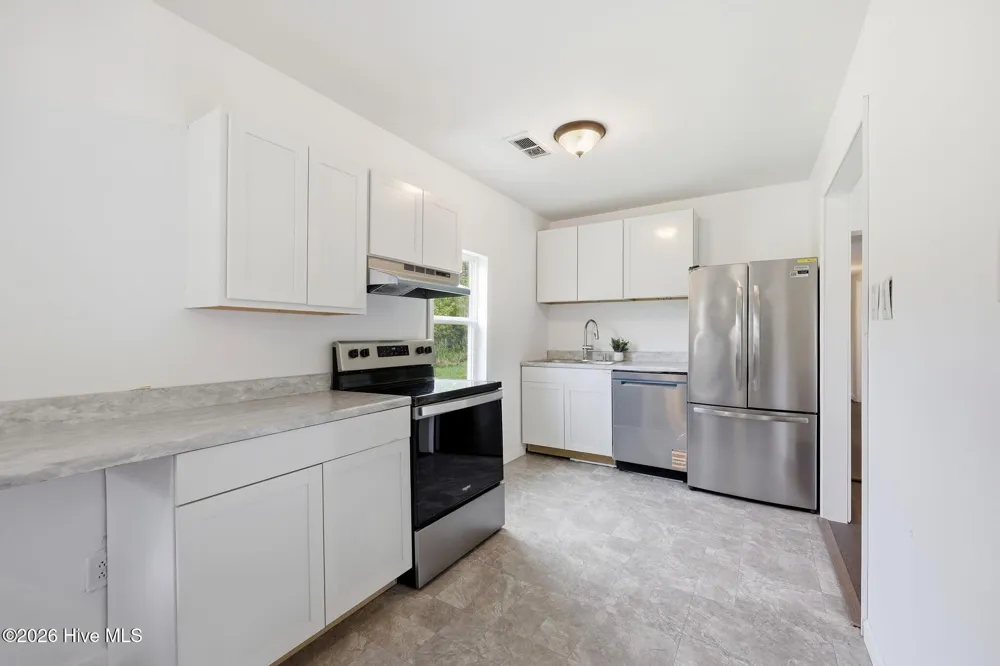 800 Goat Neck Road Columbia, NC 27925