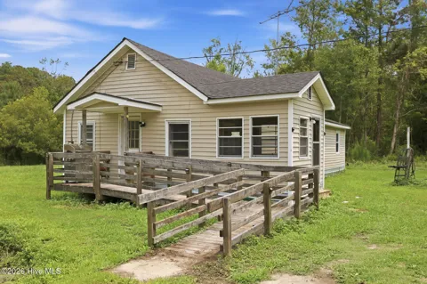 800 Goat Neck Road