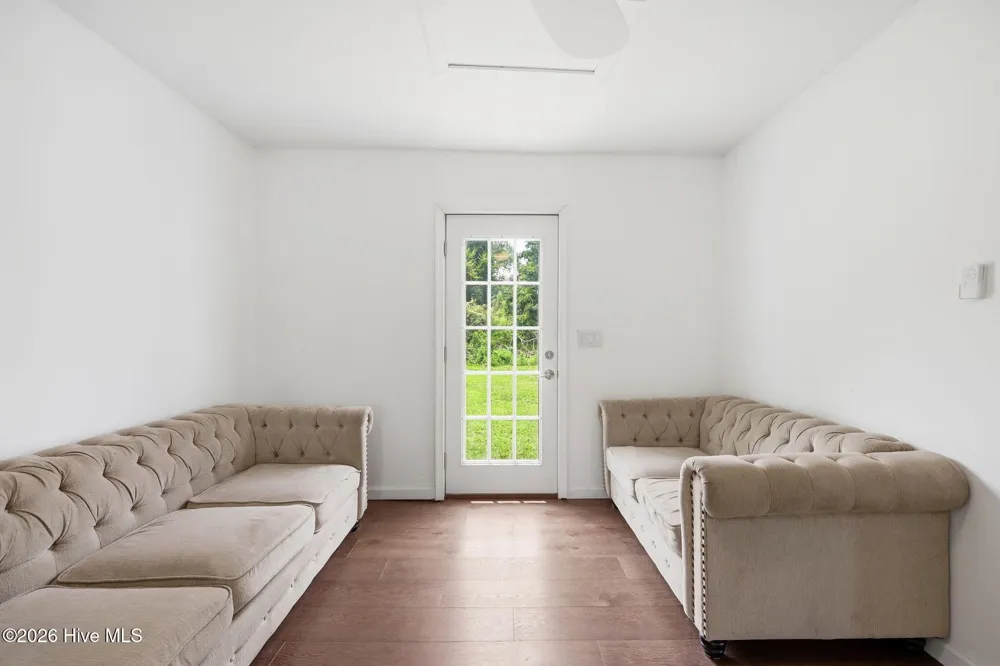 800 Goat Neck Road Columbia, NC 27925