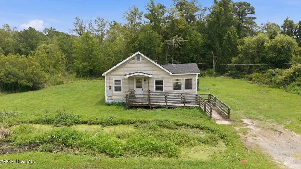 800 Goat Neck Road Columbia, NC 27925