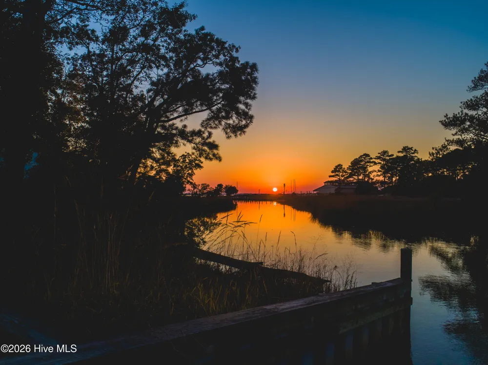 292 Brightleaf Drive Minnesott Beach, NC 28510
