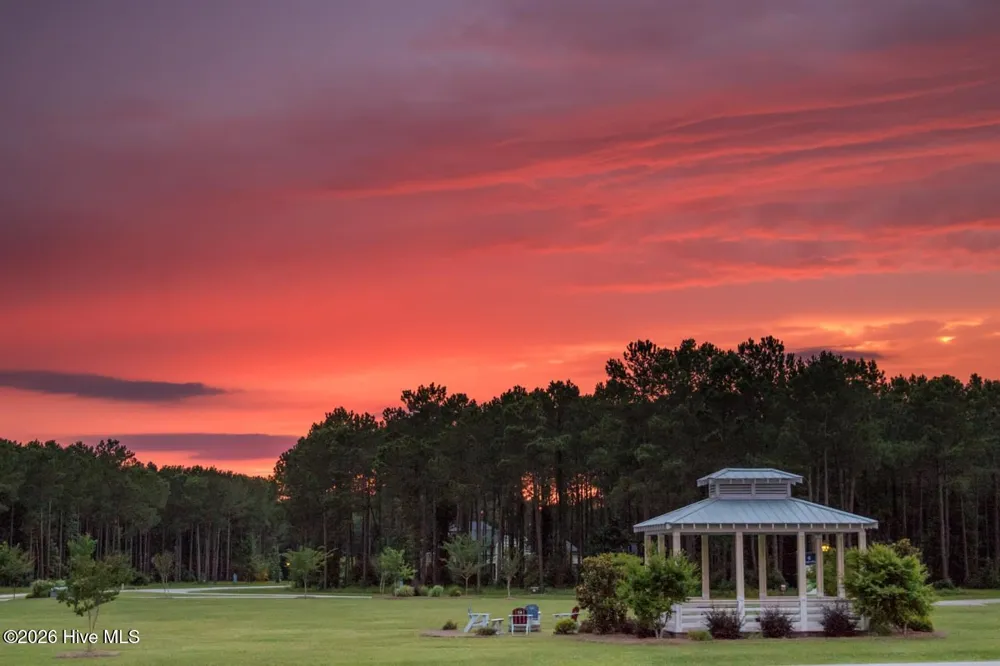 292 Brightleaf Drive Minnesott Beach, NC 28510