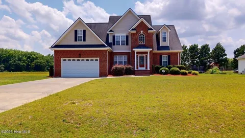 106 Topaz Court