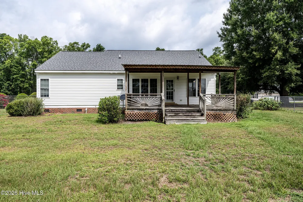 104 Trawick Drive La Grange, NC 28551