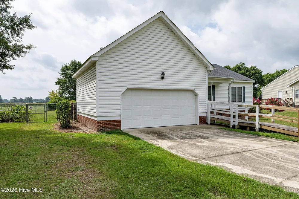 104 Trawick Drive La Grange, NC 28551