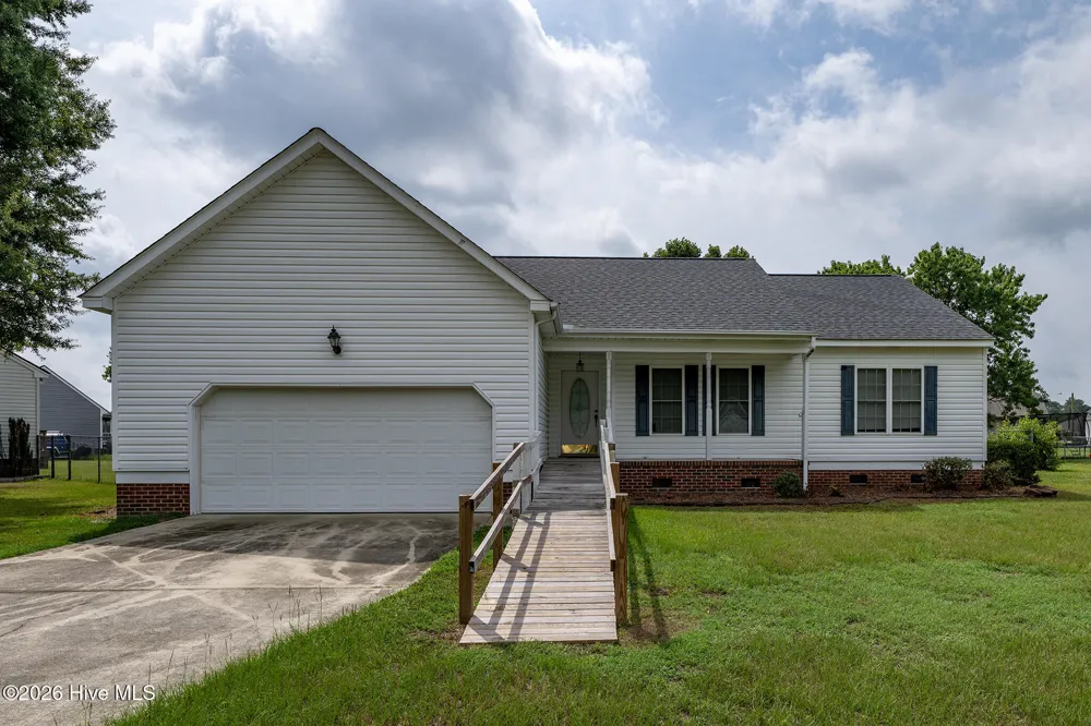 104 Trawick Drive La Grange, NC 28551