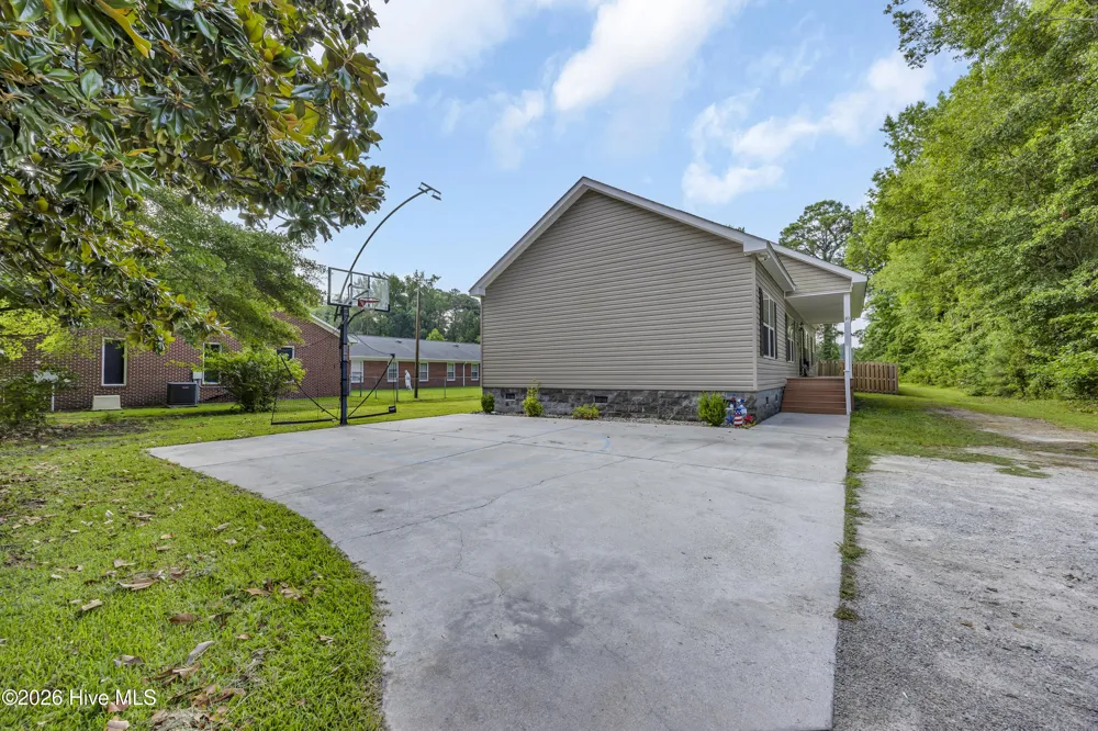 10 Hermitage Road Castle Hayne, NC 28429