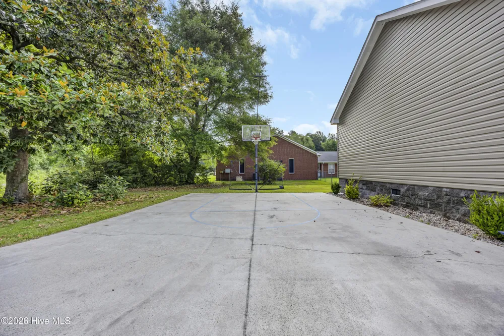 10 Hermitage Road Castle Hayne, NC 28429