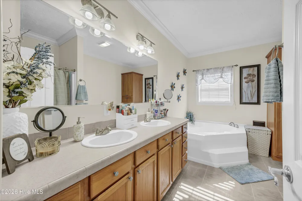 10 Hermitage Road Castle Hayne, NC 28429
