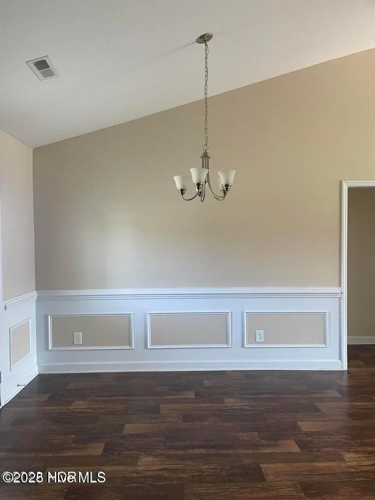 233 Breakwater Drive Sneads Ferry, NC 28460