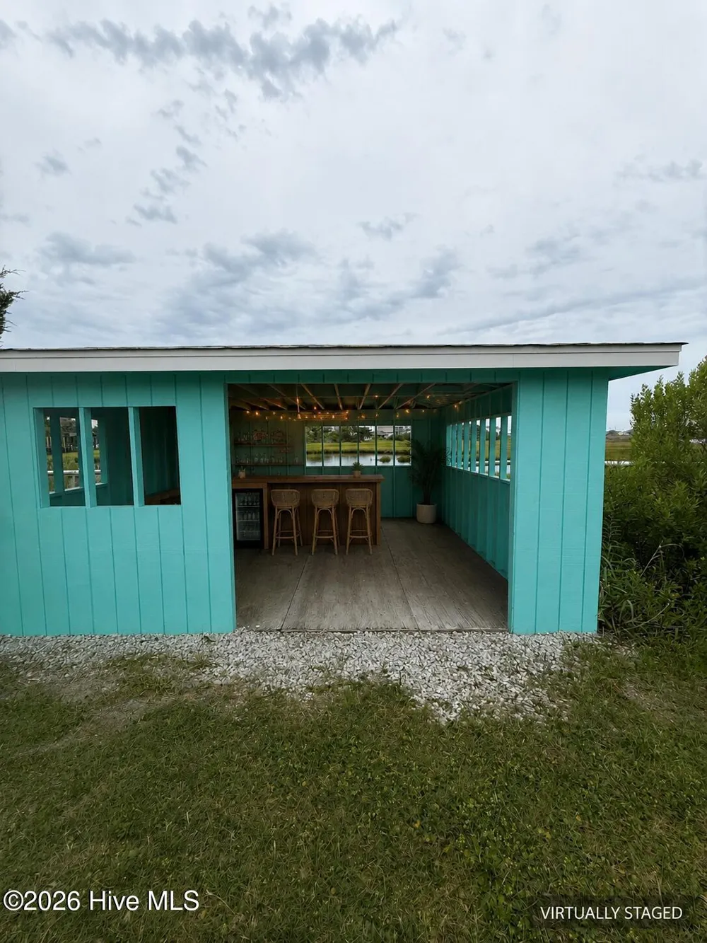 957 Broadway Street Surf City, NC 28445
