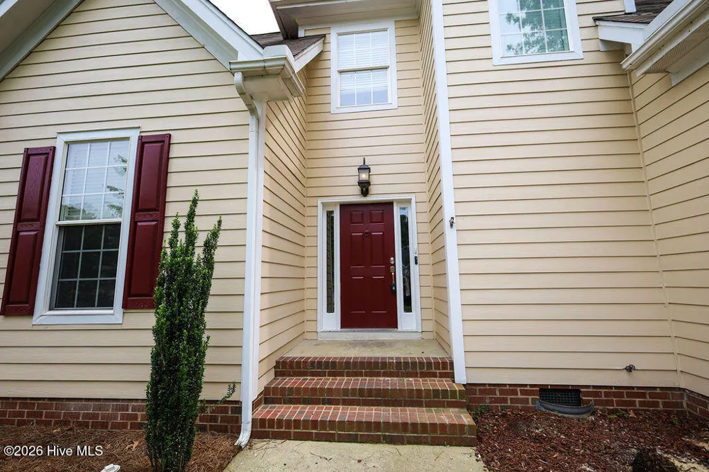 10 London Way Spring Lake, NC 28390