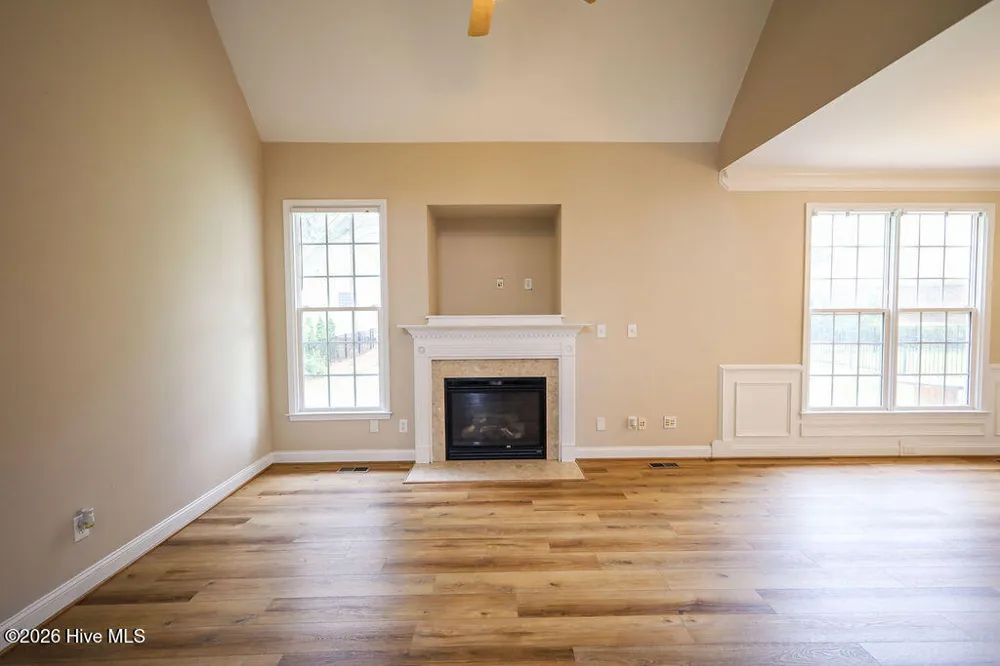 10 London Way Spring Lake, NC 28390
