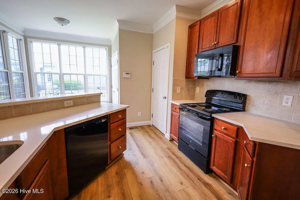 10 London Way Spring Lake, NC 28390