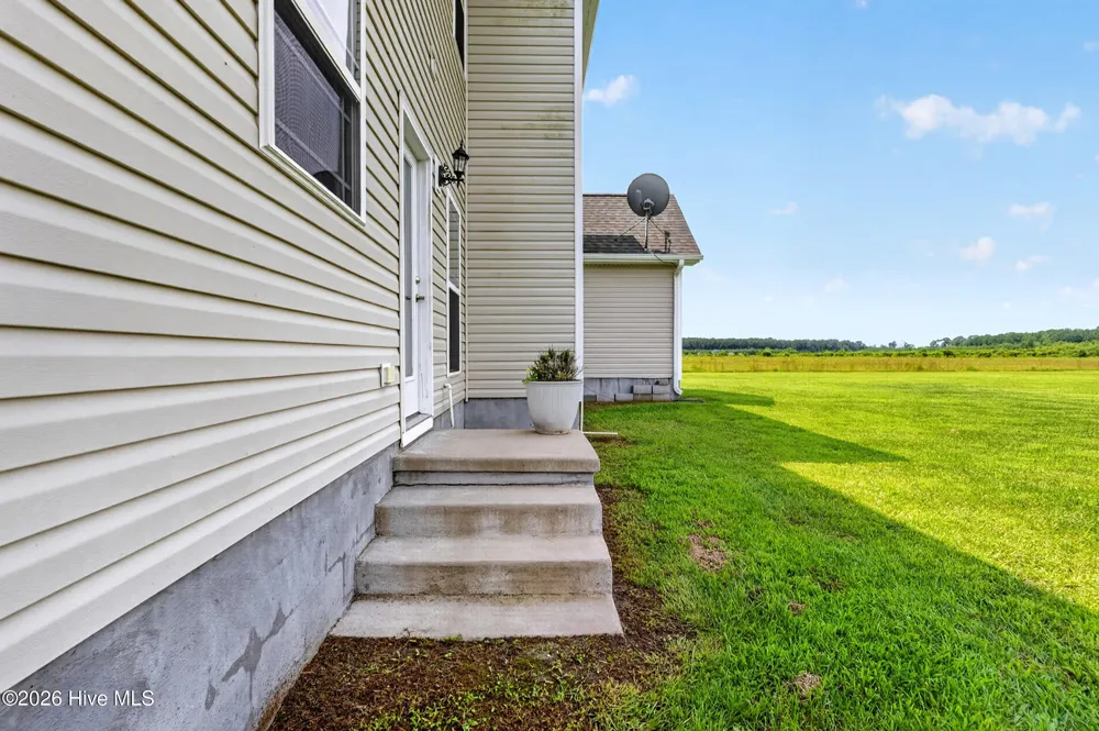 226 Bartlett Road Camden, NC 27921