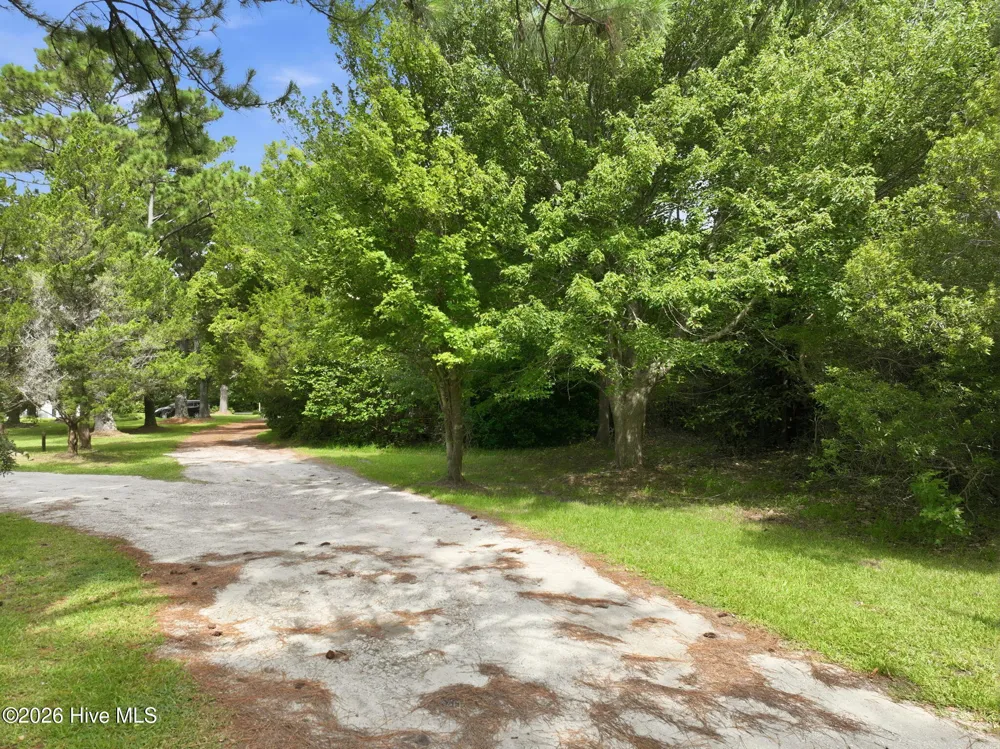 202 Mason Lane Beaufort, NC 28516